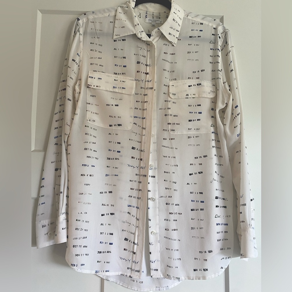 RARE EQUIPMENT SIGNATURE LIBRARY STAMP BLOUSE SIZE SMALL
